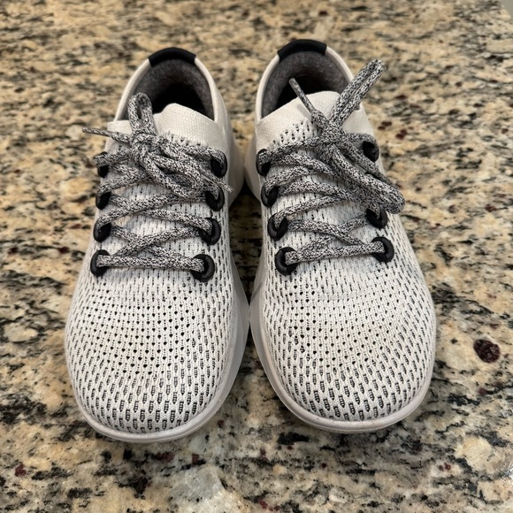 Allbirds Tree Dasher 1 in Quartz / Light Grey - Picture 2 of 8